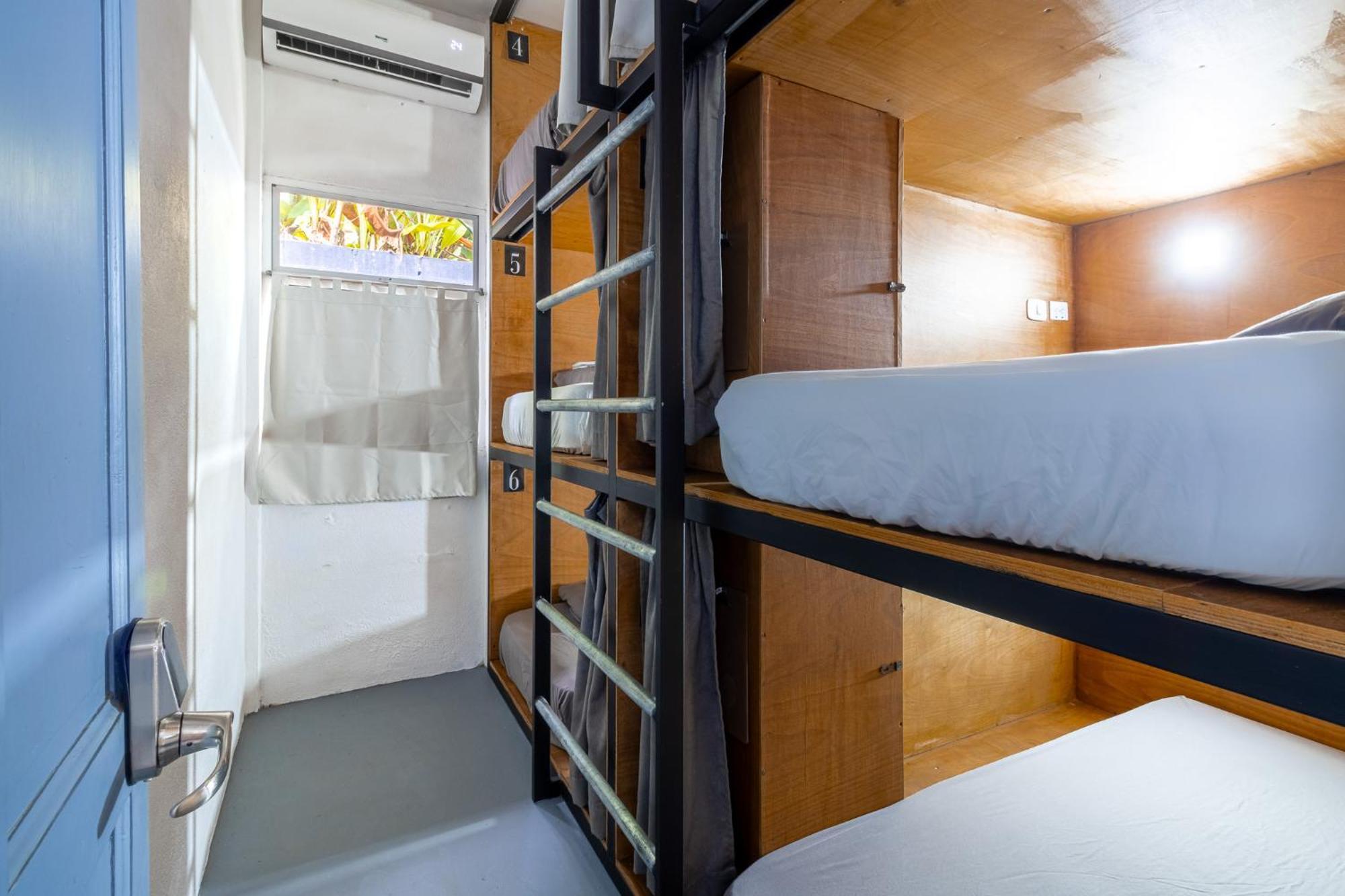 Akih Pods Hostel Playa Santa Teresa  Eksteriør bilde