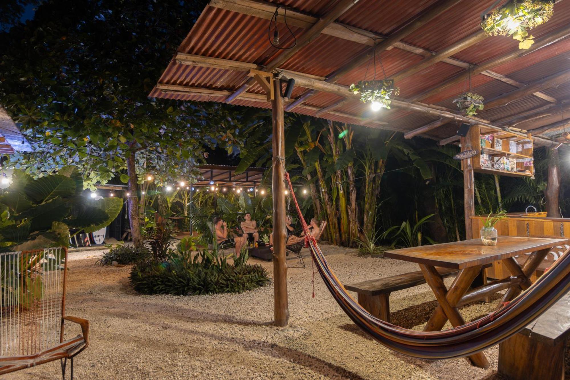 Akih Pods Hostel Playa Santa Teresa  Eksteriør bilde