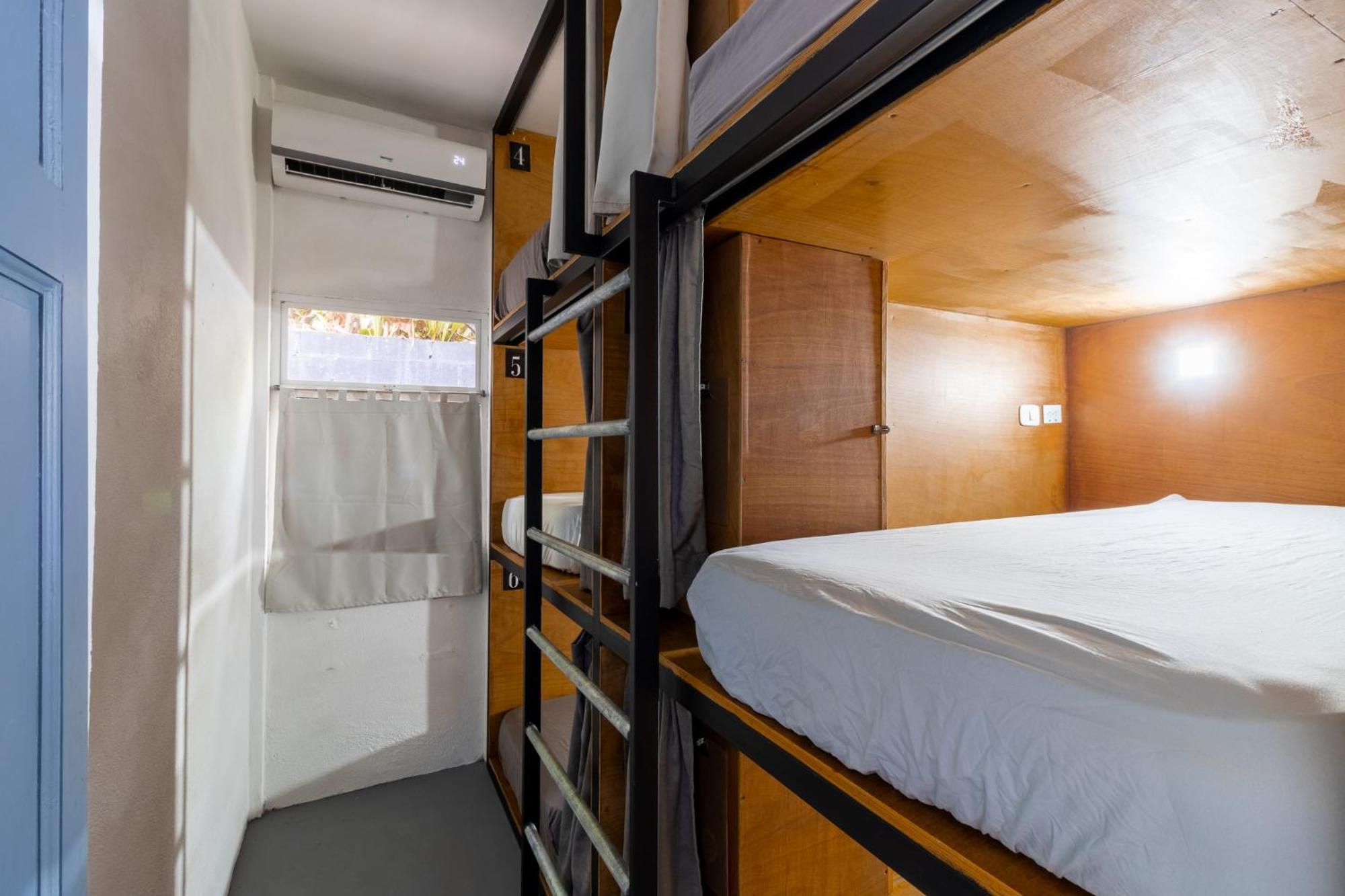Akih Pods Hostel Playa Santa Teresa  Eksteriør bilde