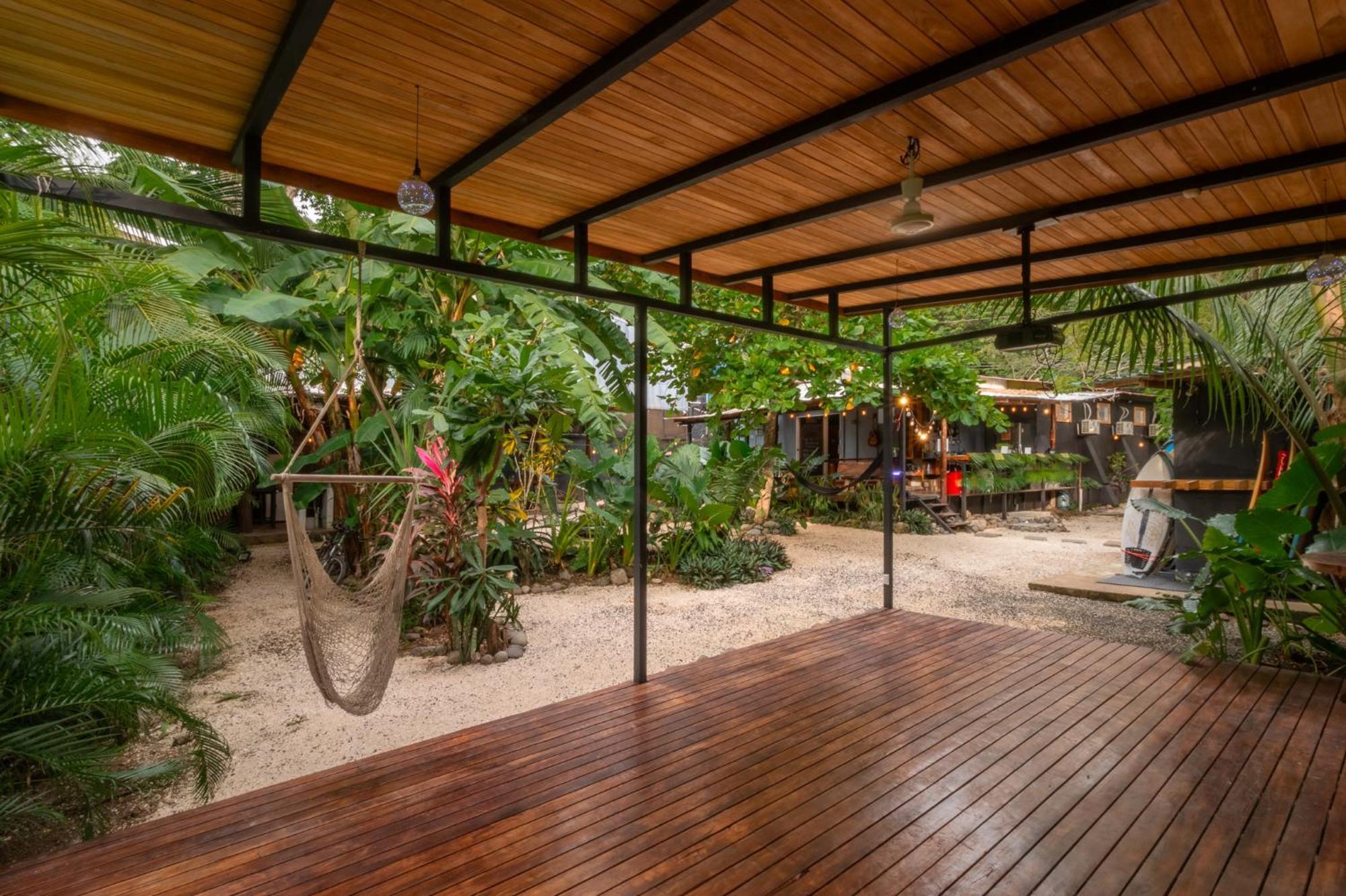 Akih Pods Hostel Playa Santa Teresa  Eksteriør bilde